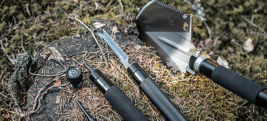 The EST Gear Shovel You Should Carry When You Go Camping